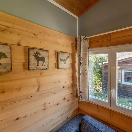 Montana 5_4 Pers Alpehytte *