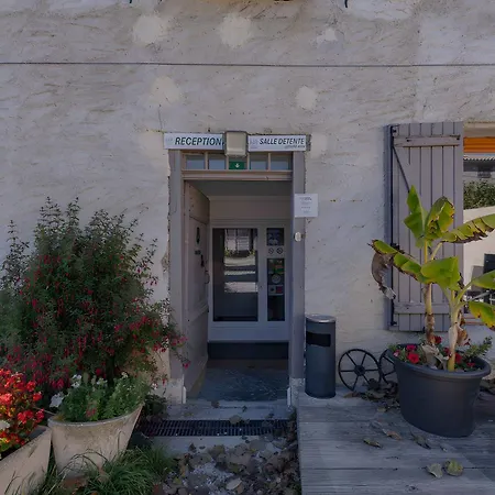 Montana 5_4 Pers Alpehytte Roquefeuil